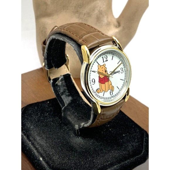 Disney Winnie the Pooh Womens Watch White Dial Quartz Brown Leather Band… - Picture 14 of 14
